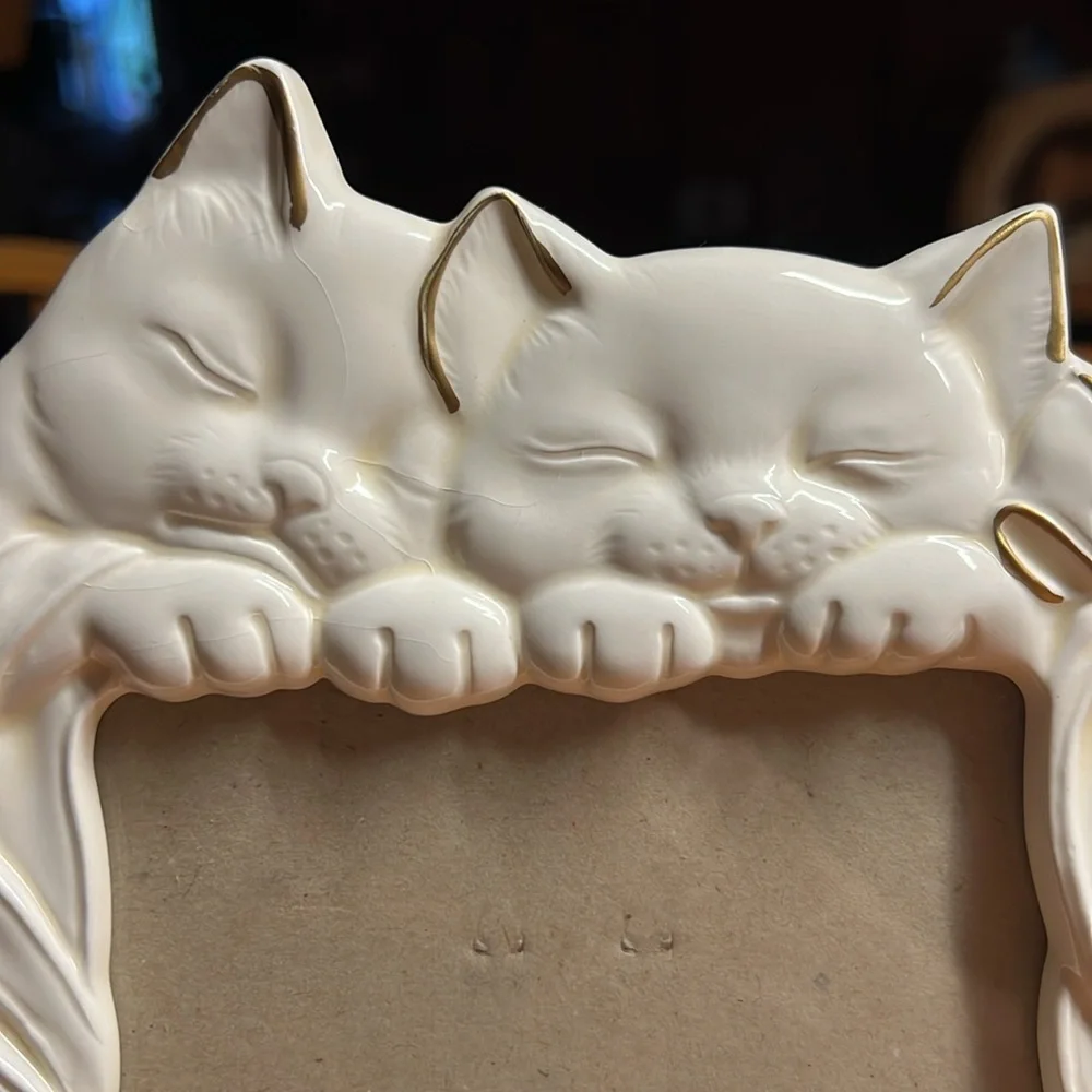 Vintage Cream and Gold Sleeping  Cats Picture Frame BONUS frame ( 2 )